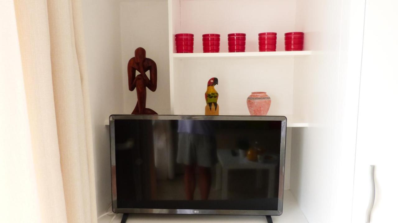 Ferienwohnung Studio With Access To The Garden. Open Pool. Beach Very Close. Wifi & Netflix Free Benalmádena Exterior foto