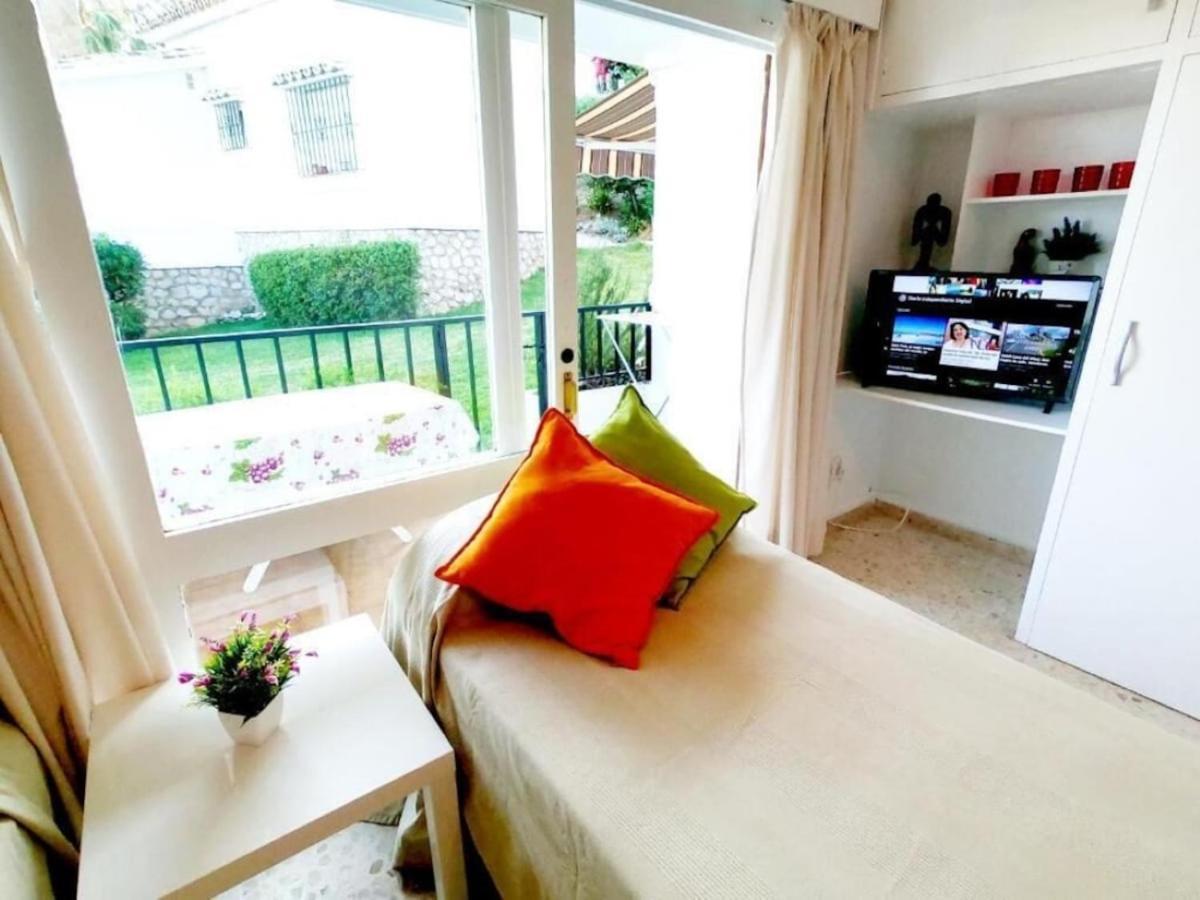 Ferienwohnung Studio With Access To The Garden. Open Pool. Beach Very Close. Wifi & Netflix Free Benalmádena Exterior foto