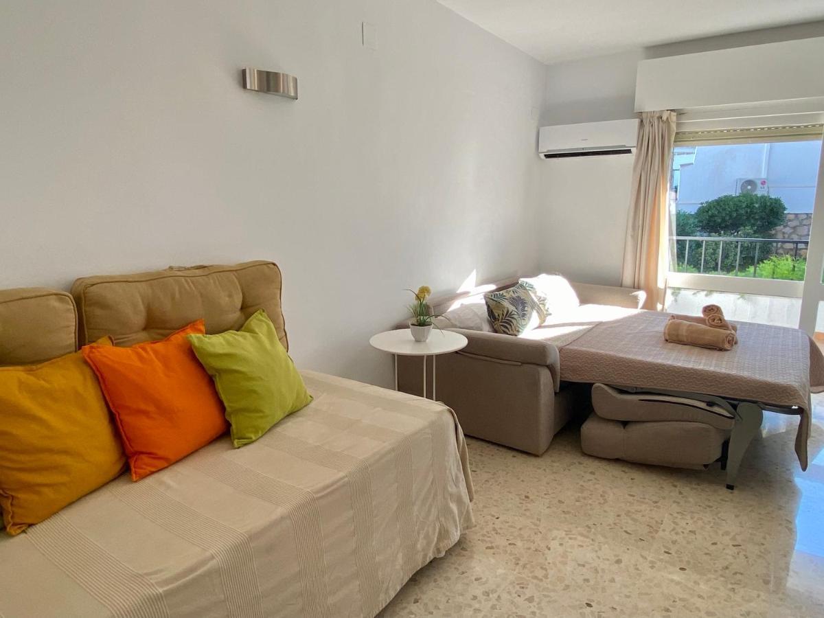 Ferienwohnung Studio With Access To The Garden. Open Pool. Beach Very Close. Wifi & Netflix Free Benalmádena Exterior foto