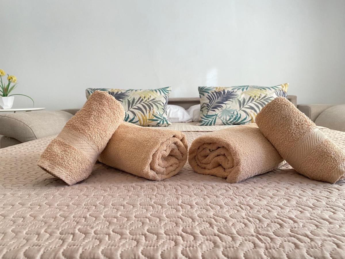 Ferienwohnung Studio With Access To The Garden. Open Pool. Beach Very Close. Wifi & Netflix Free Benalmádena Exterior foto
